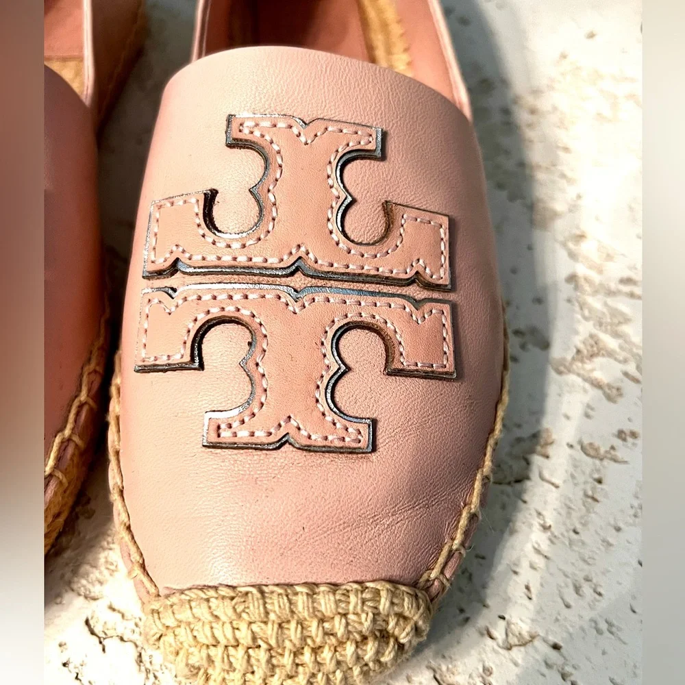 Tory Burch Ines Leather Espadrilles Sea Shell Pink Silver, Size 7
